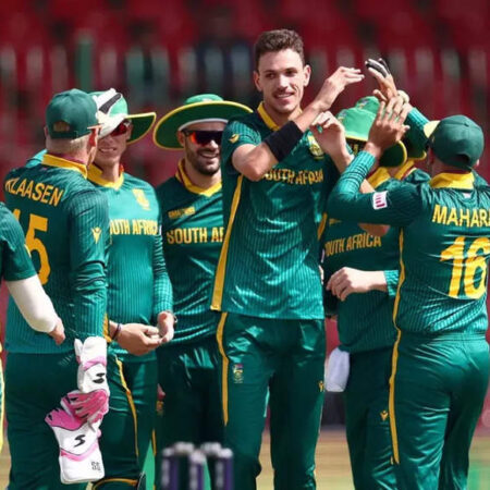 South Africa Crushes England in Champions Trophy Match