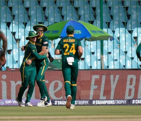South Africa secures semi-final berth by defeating England for 179