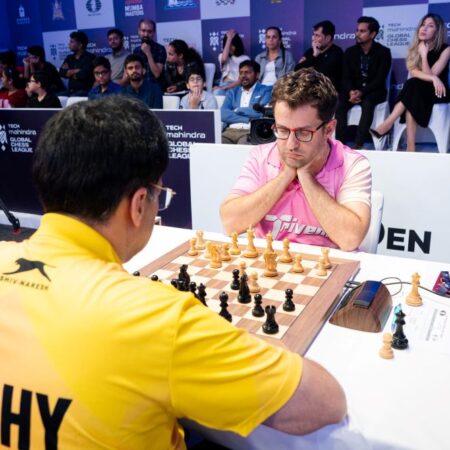 विश्व शतरंज: आनंद की विरासत और भारतीय युवा सितारों का अभूतपूर्व उदय