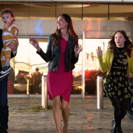 मार्क वॉलberg की ‘द फैमिली प्लान’: परिवार और खतरे का एक अजीबोगरीब मेल!